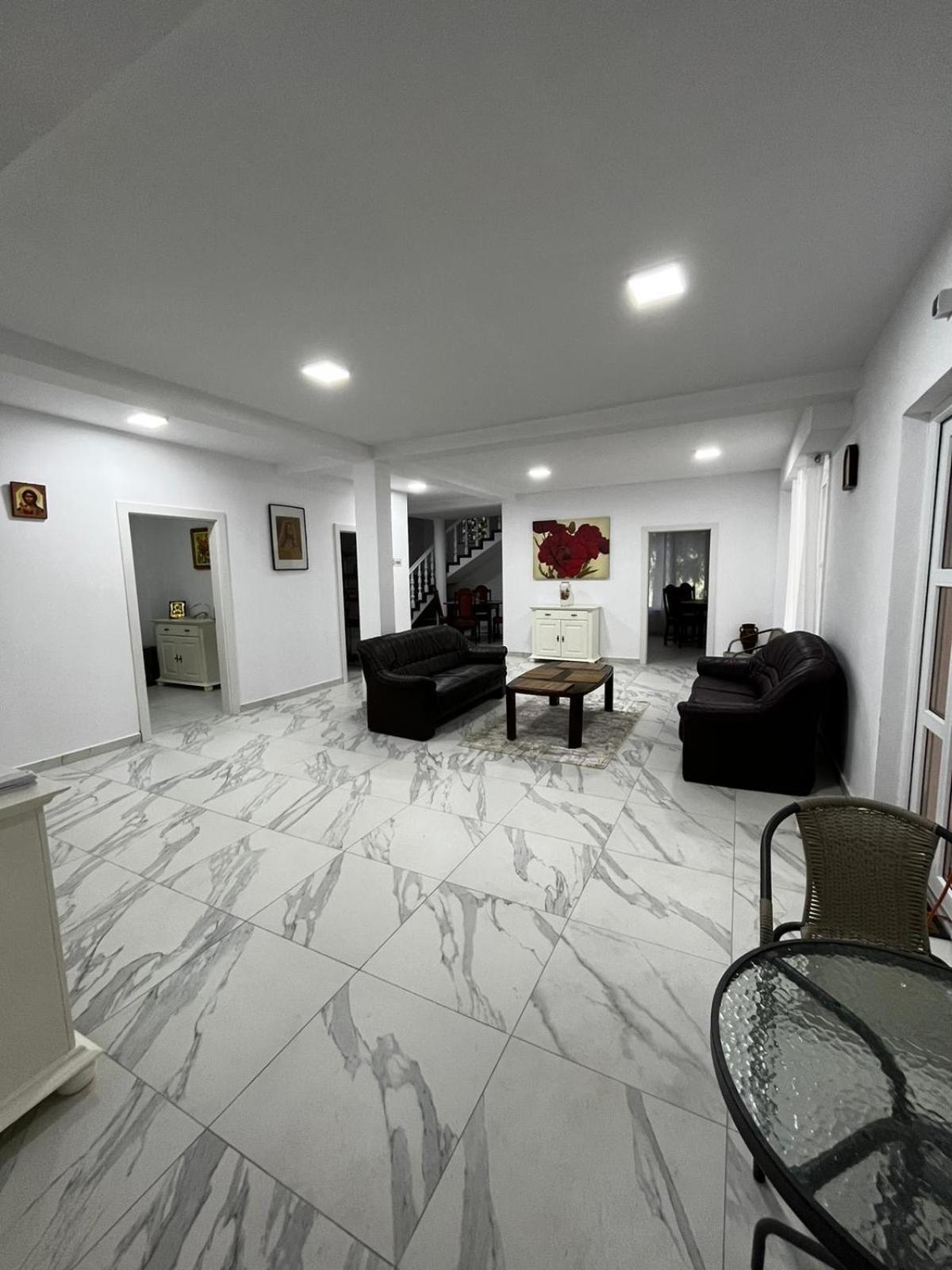 Vacation Villa Sucevita Buitenkant foto