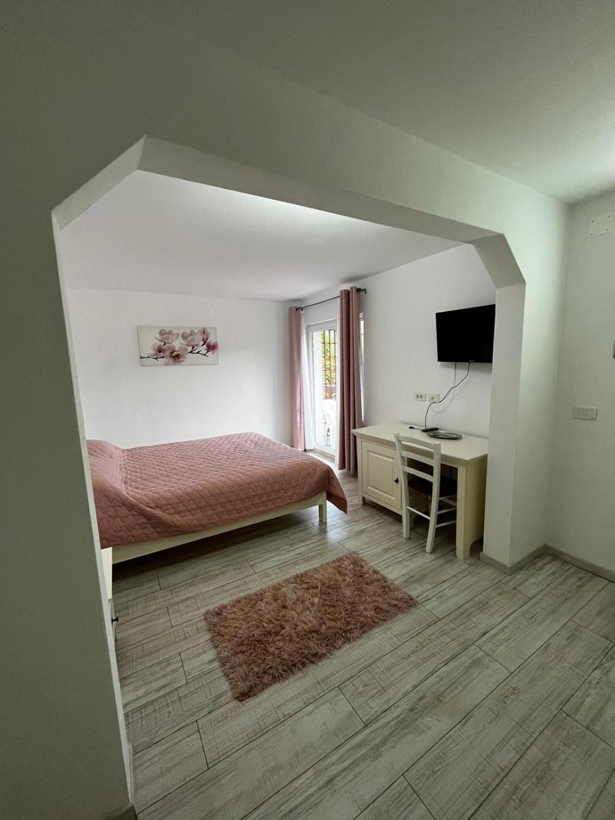 Vacation Villa Sucevita Buitenkant foto
