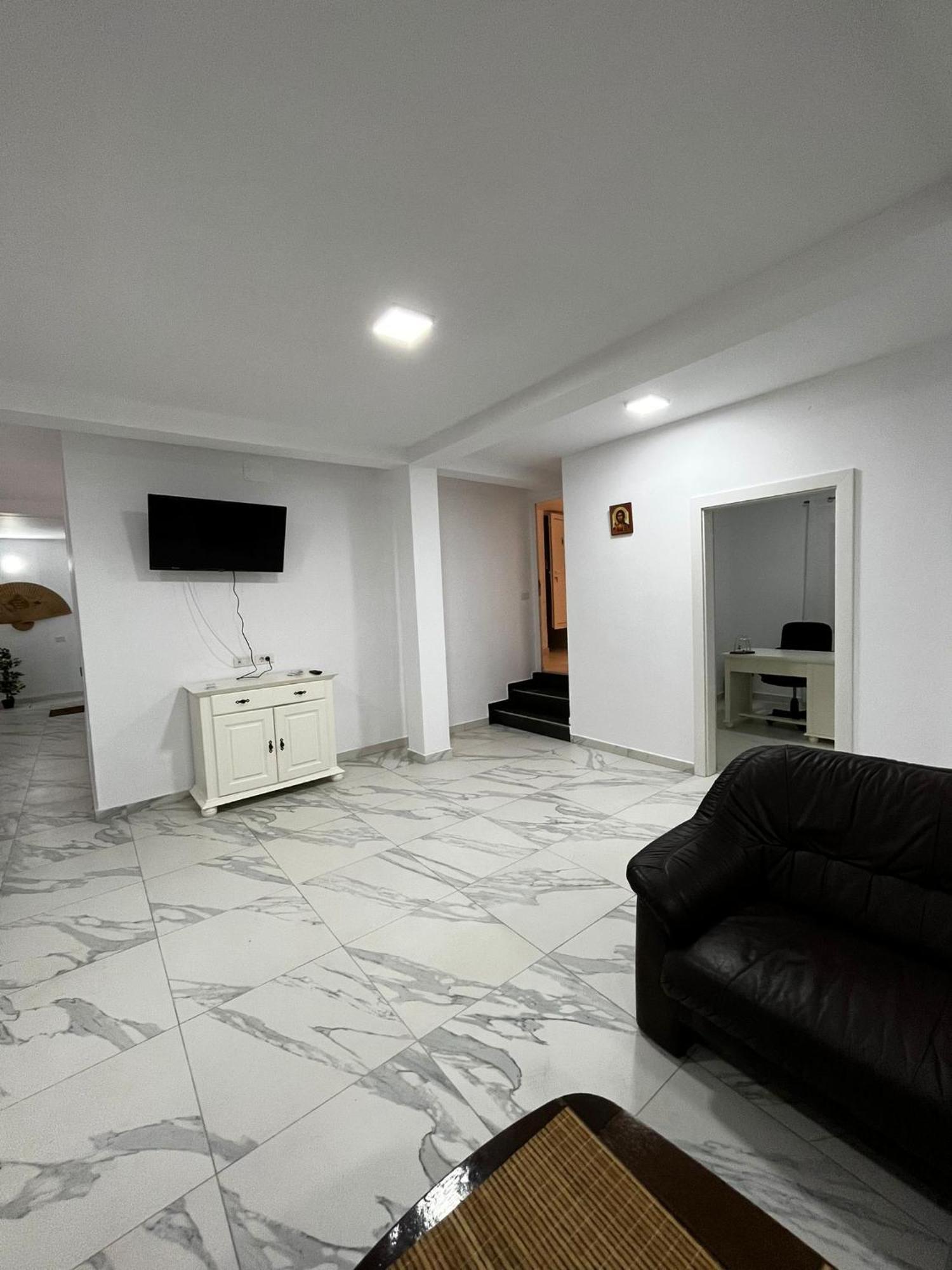 Vacation Villa Sucevita Buitenkant foto